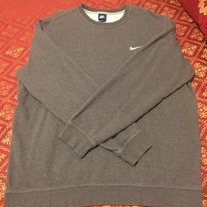 Men’s Nike Sweatshirt